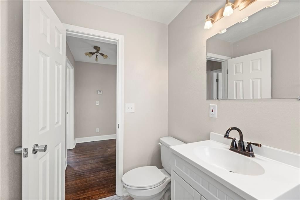 7608 W 63rd Terrace — photo 18
