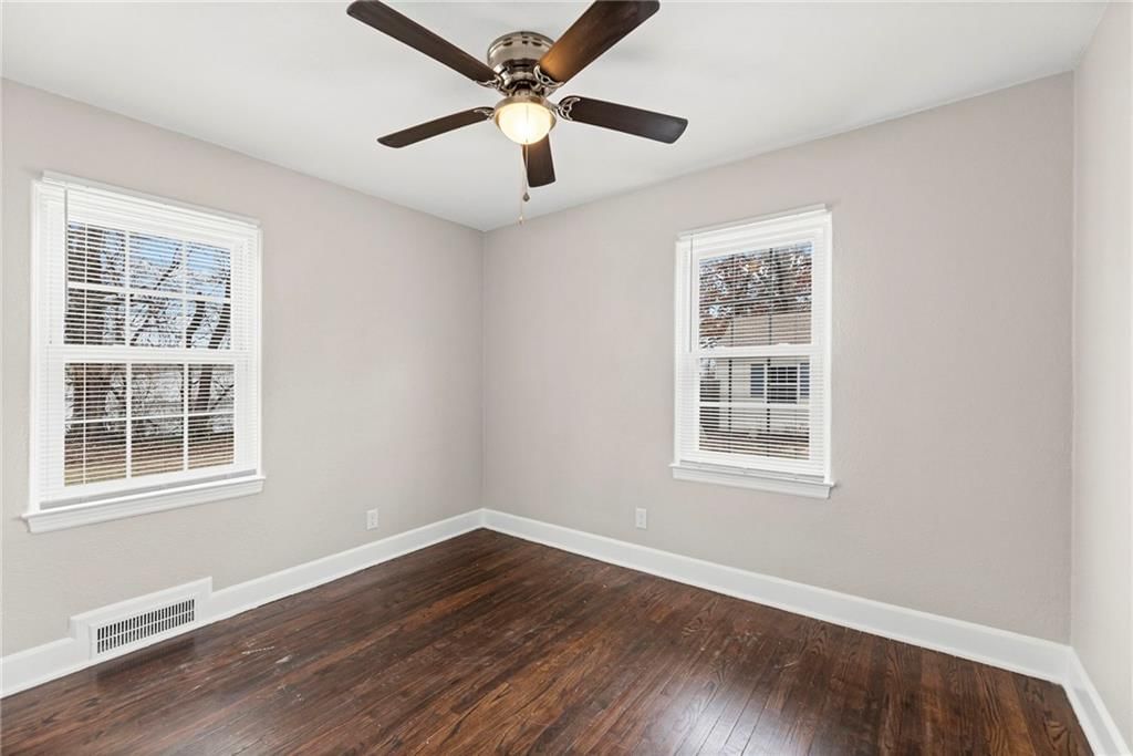 7608 W 63rd Terrace — photo 22