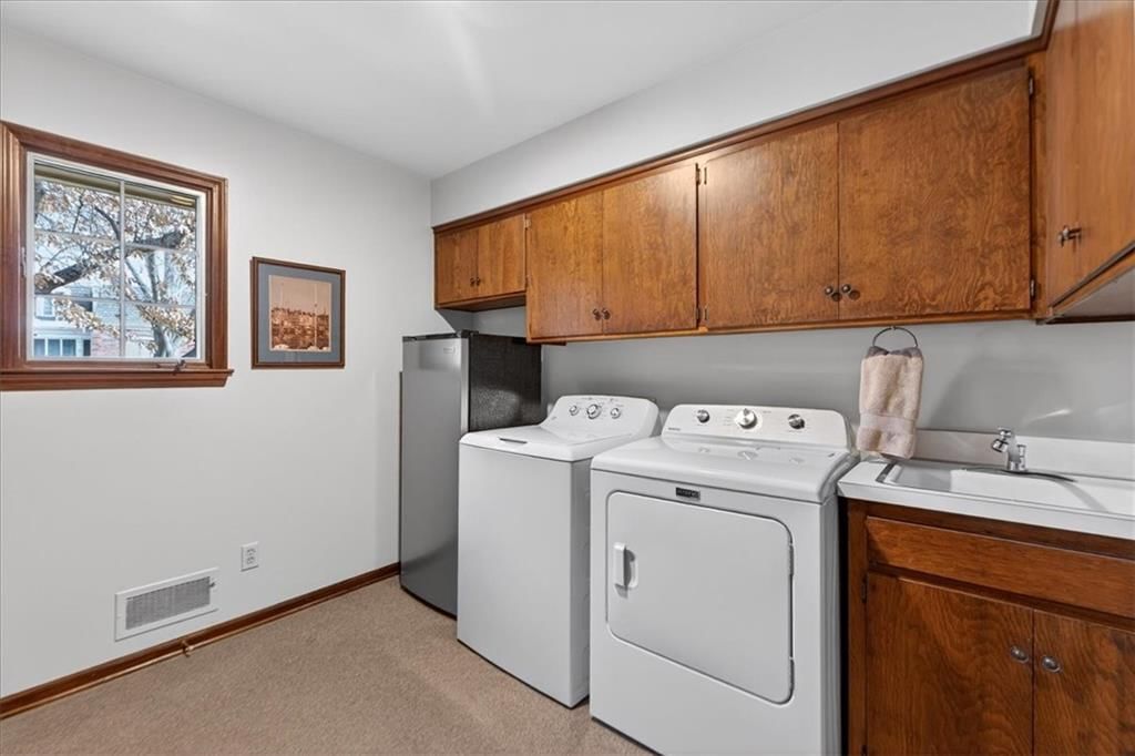 20 Wycklow Street — photo 16