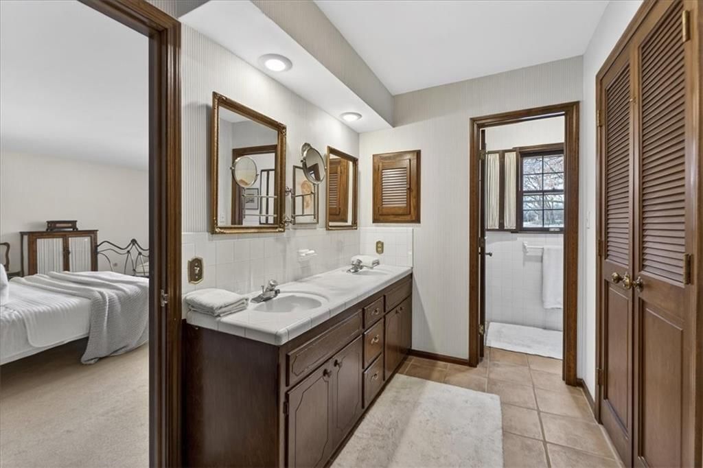 20 Wycklow Street — photo 26