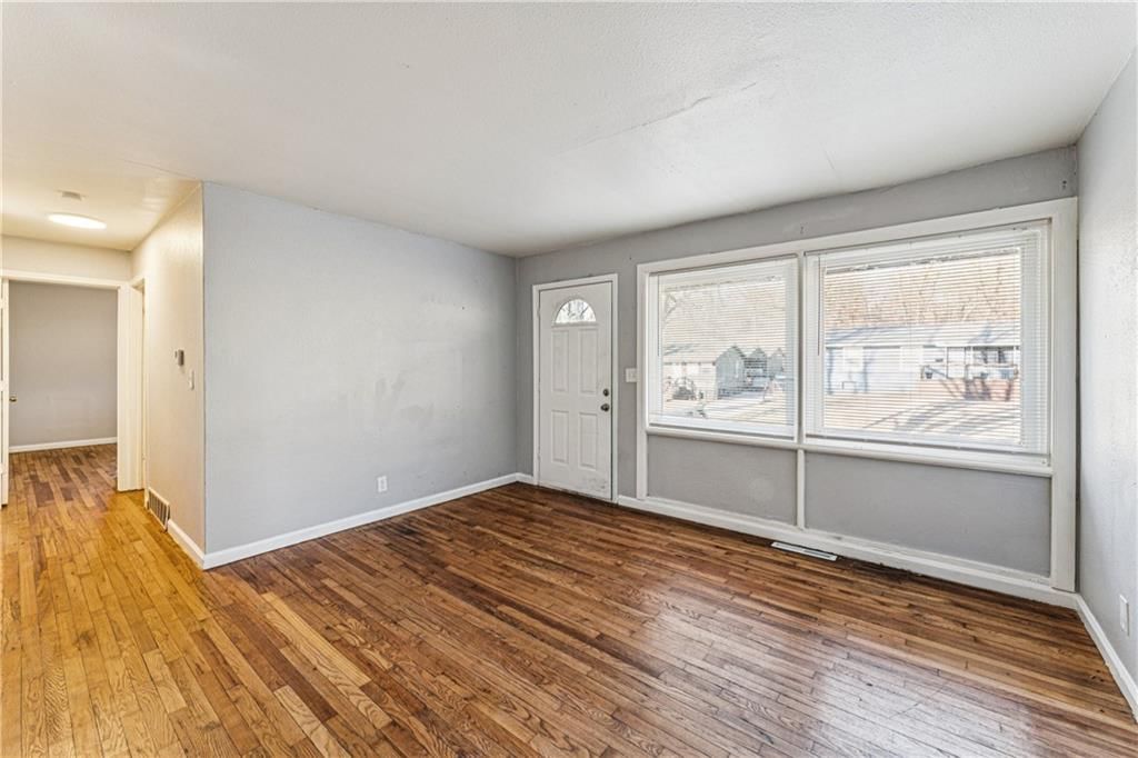 4511 Norton Street — photo 6