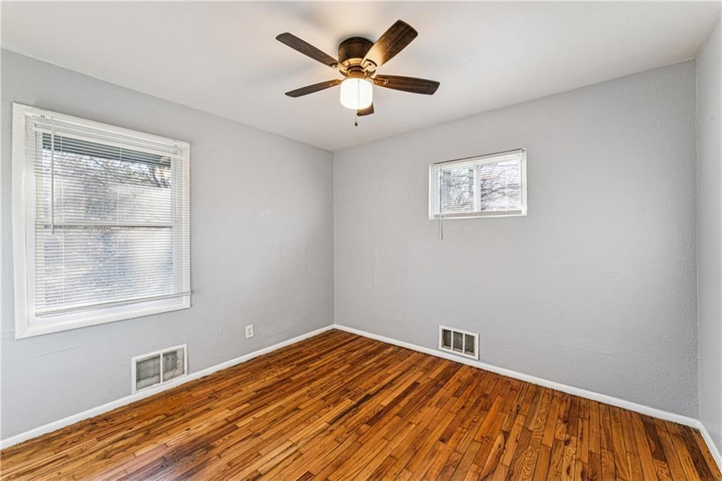 4511 Norton Street — photo 33