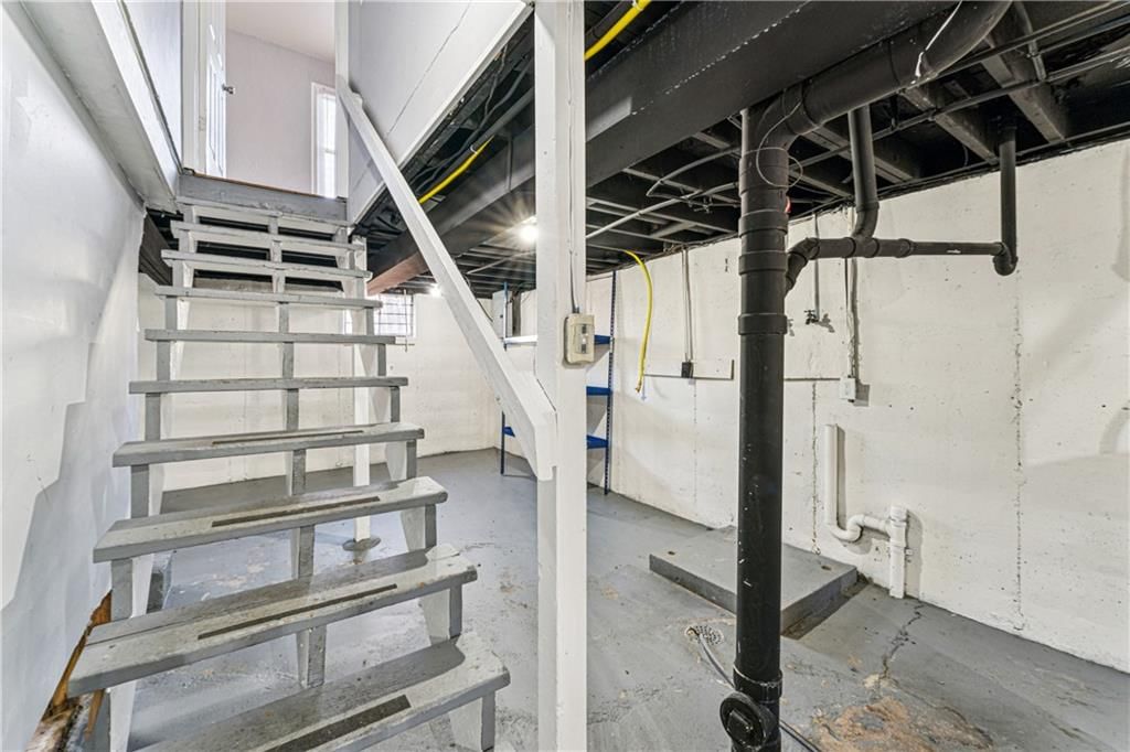 4511 Norton Street — photo 42