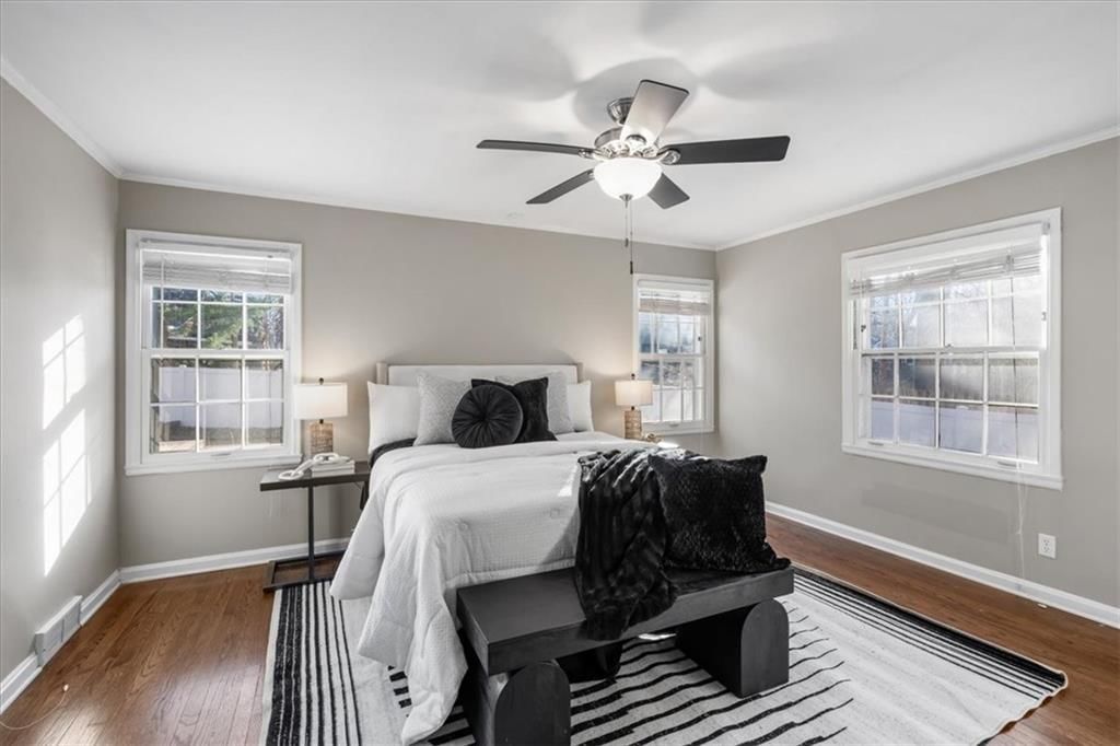 1231 W 70 Terrace — photo 13