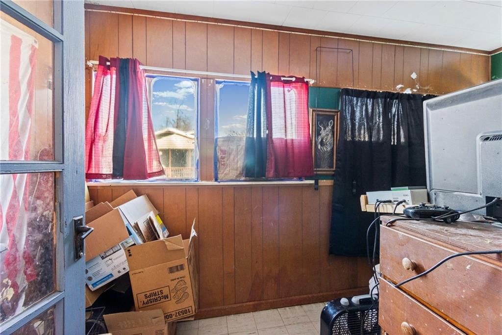 304 S 20th Street — photo 11