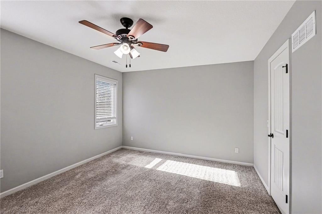 10905 W 115th Street — photo 15