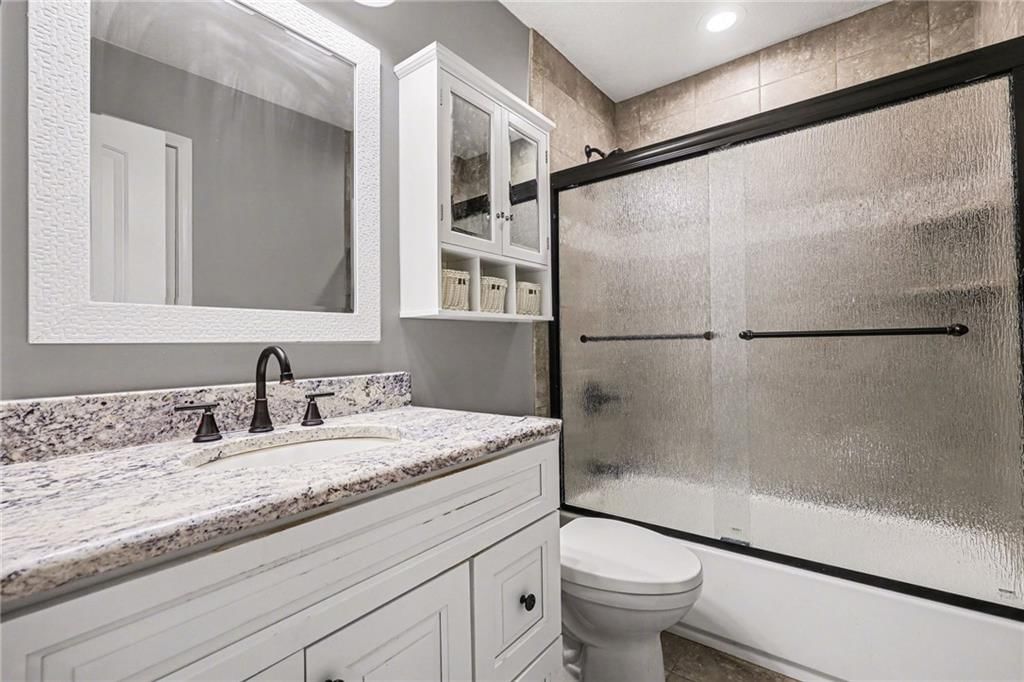 10905 W 115th Street — photo 21