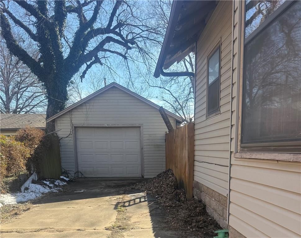 3108 Crawford Avenue — photo 12