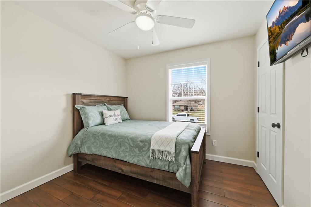405 S Monroe Street — photo 13