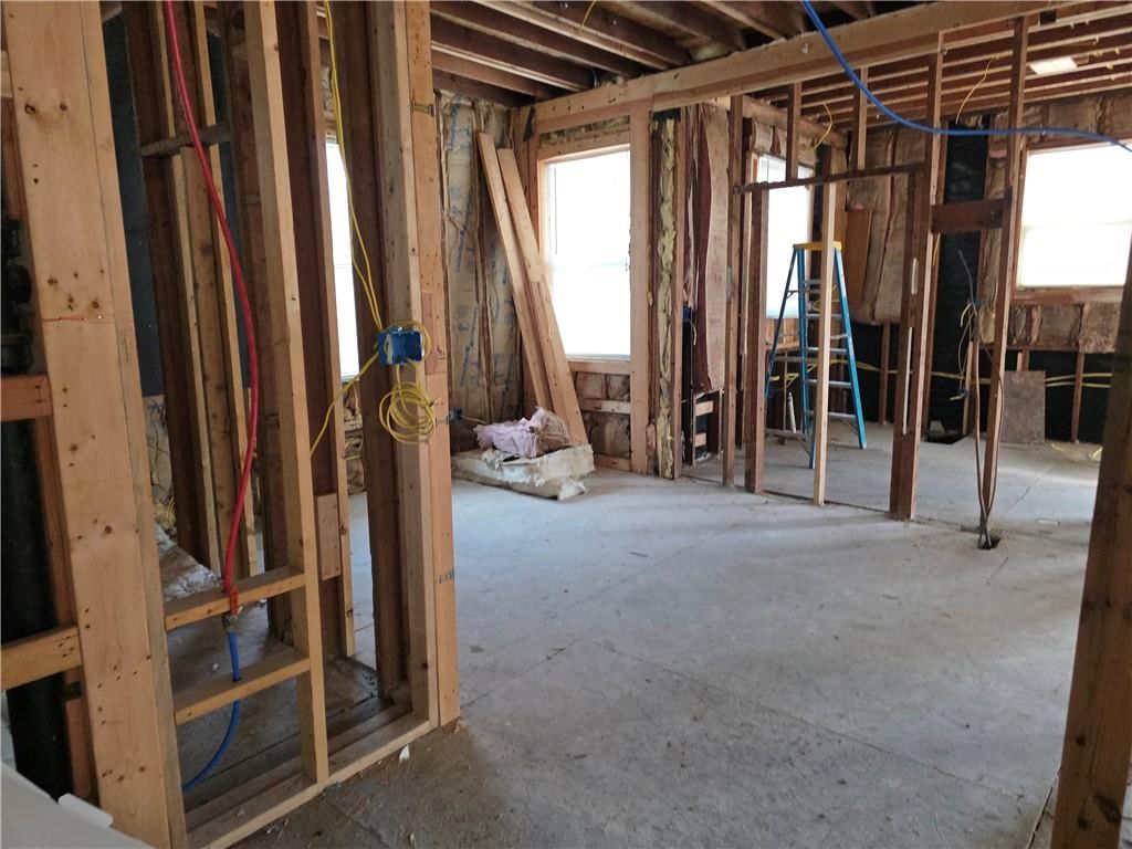 511 S willow Street — photo 9