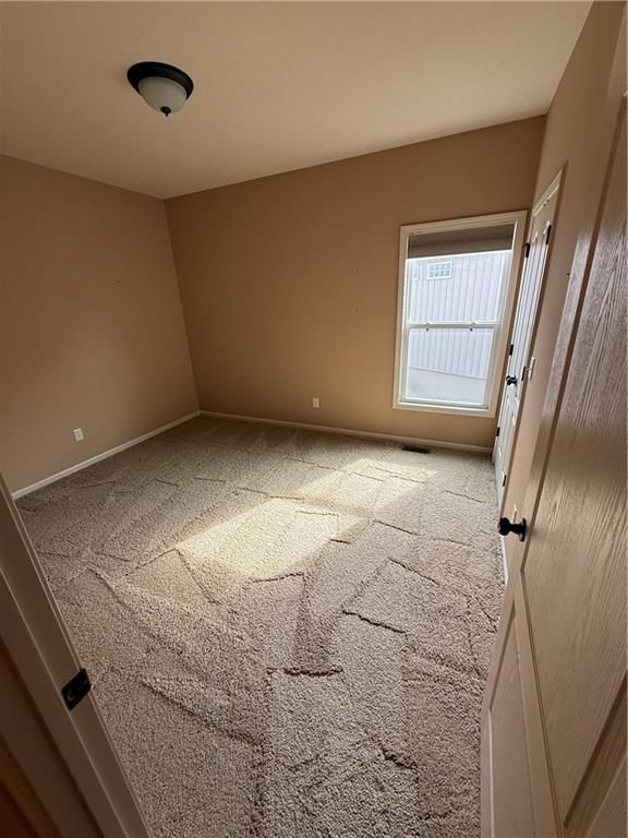 908 SW Olympia Court — photo 43