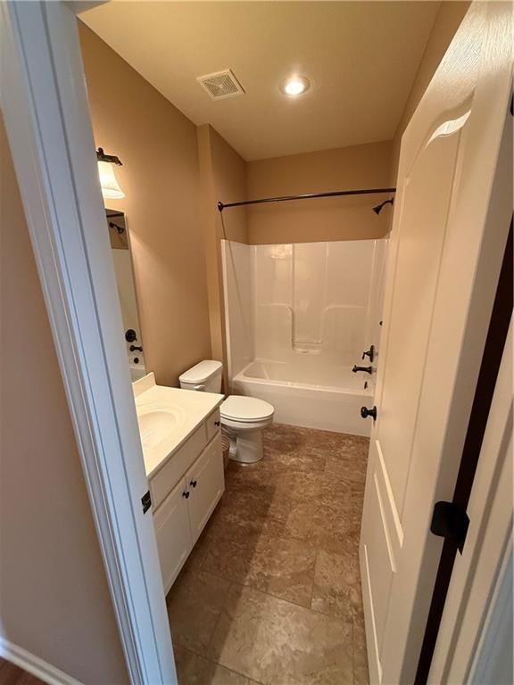 908 SW Olympia Court — photo 44