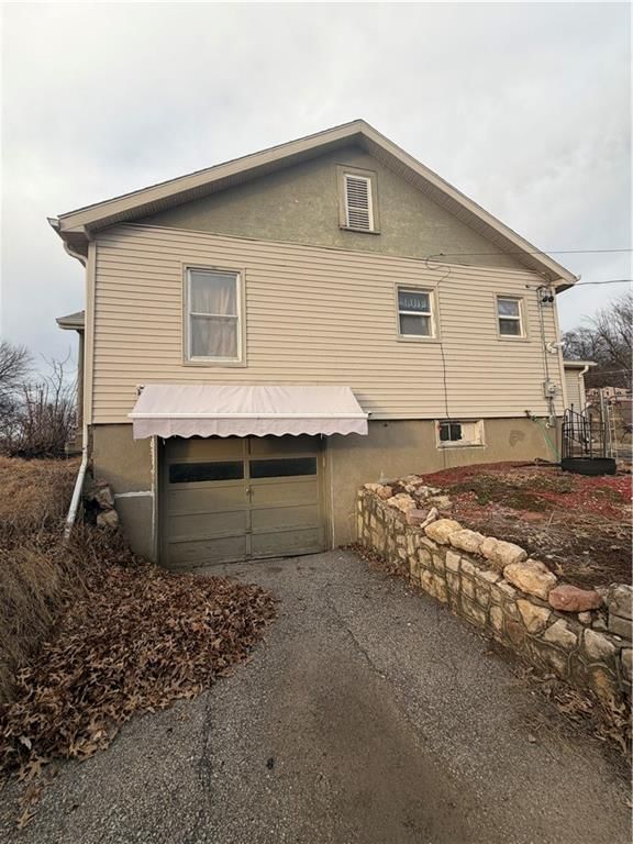 1723 S 39th Street — photo 3