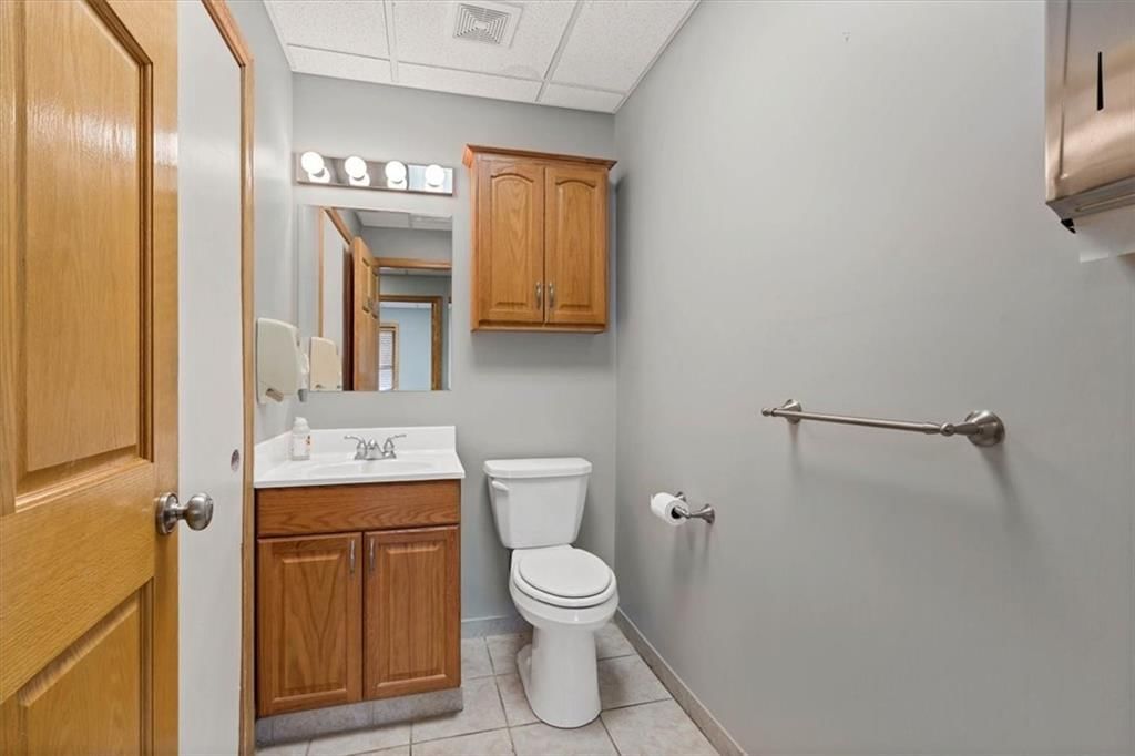 10484 Marty Street — photo 27