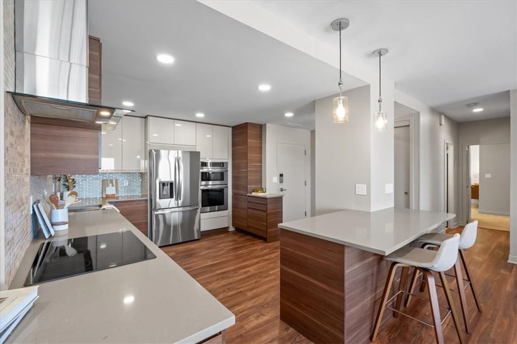 121 W 48th Street — photo 10