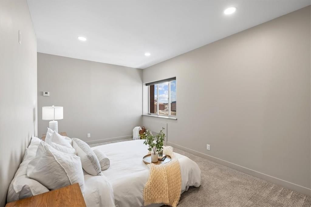 121 W 48th Street — photo 18