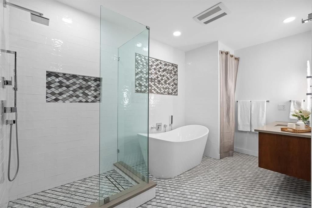 121 W 48th Street — photo 20