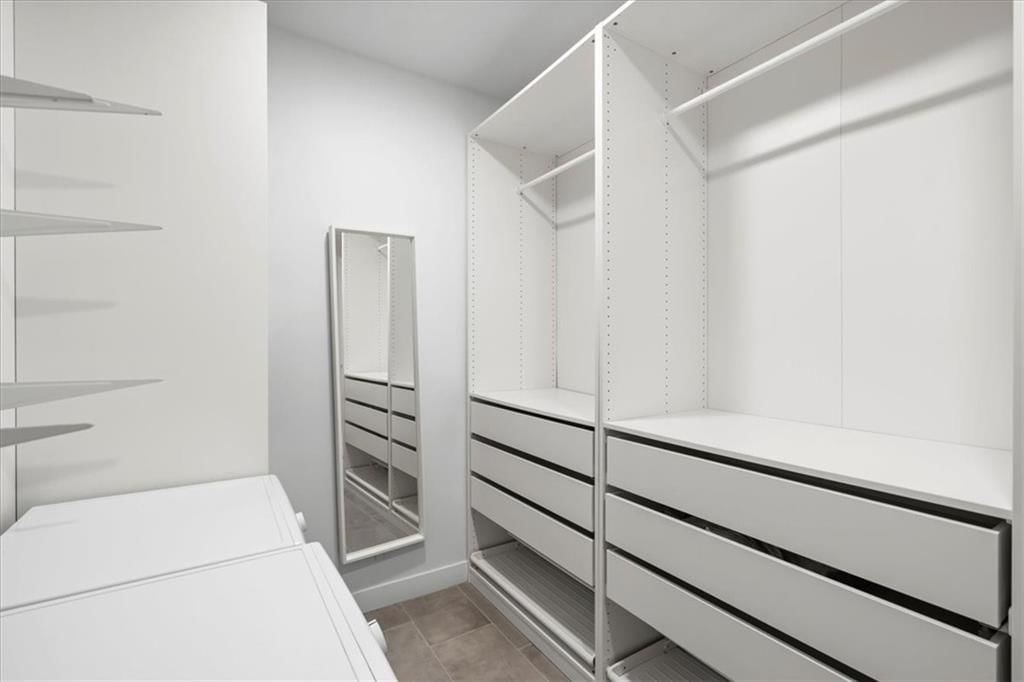 121 W 48th Street — photo 23