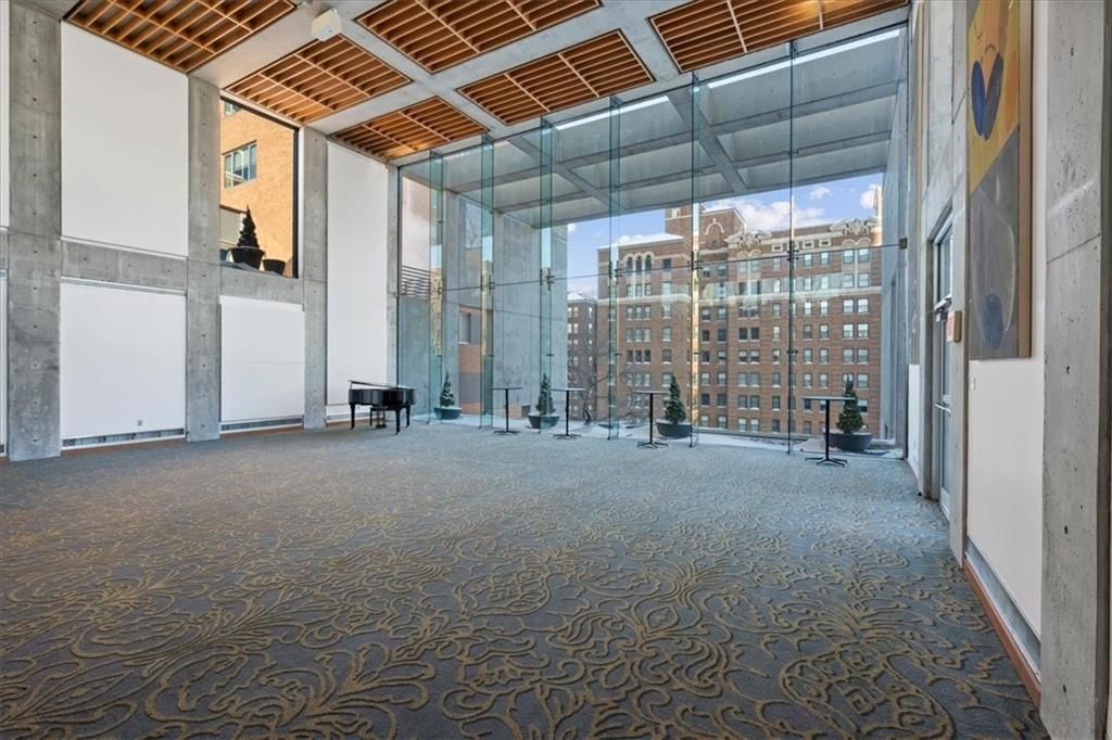 121 W 48th Street — photo 32