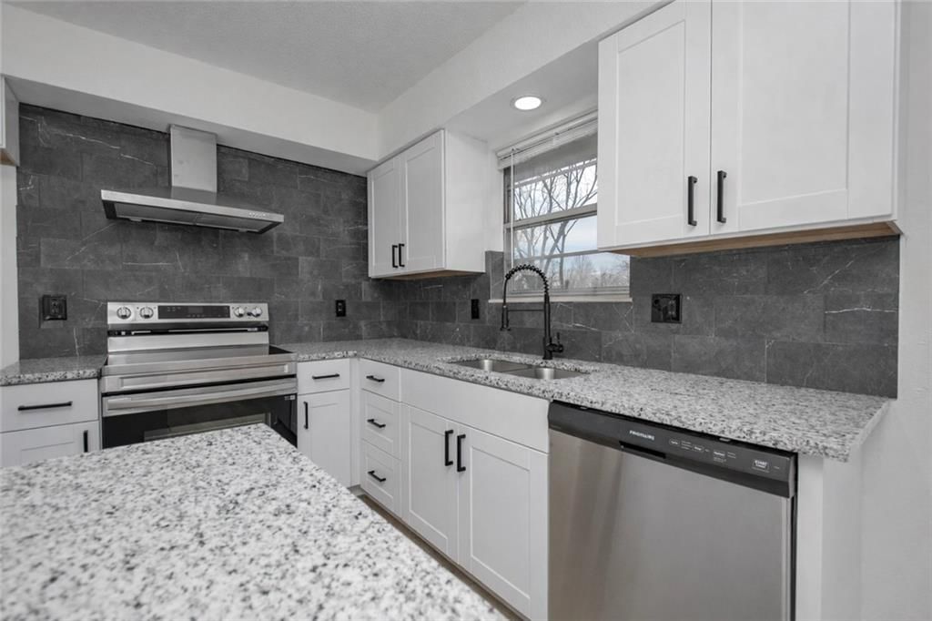 200 Erin Street — photo 10