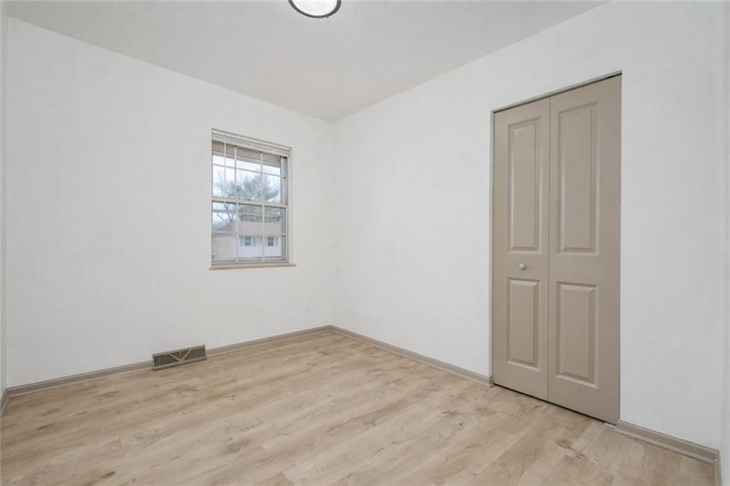200 Erin Street — photo 17