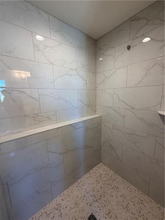 20702 Emerald Street — photo 13