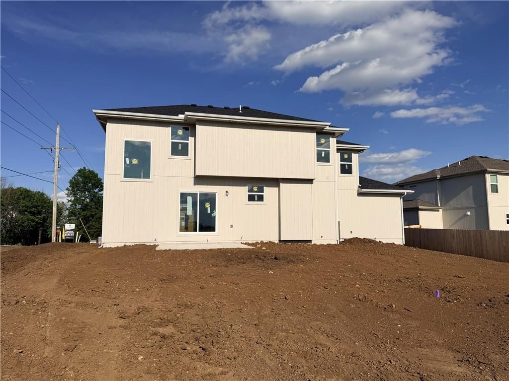 20702 Emerald Street — photo 23