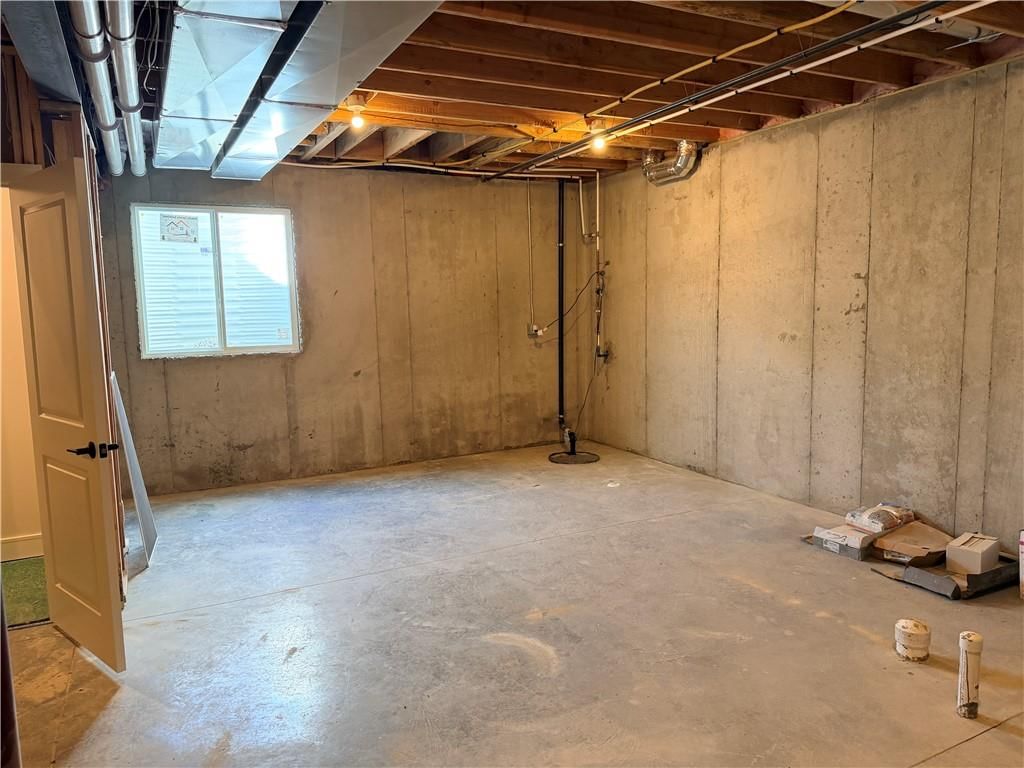 20702 Emerald Street — photo 33