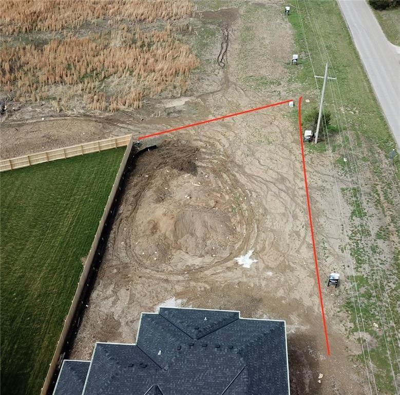 20702 Emerald Street — photo 35