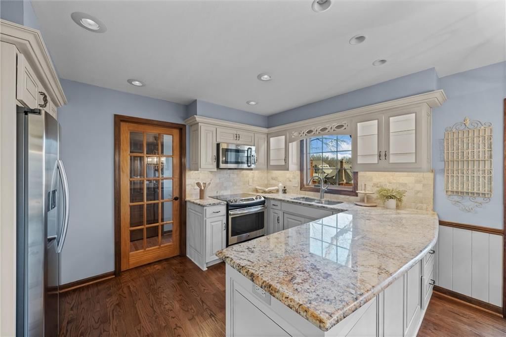 12908 W 84th Street — photo 15