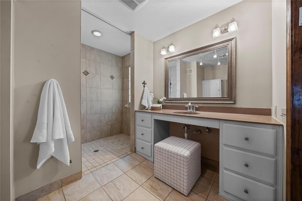 12908 W 84th Street — photo 22