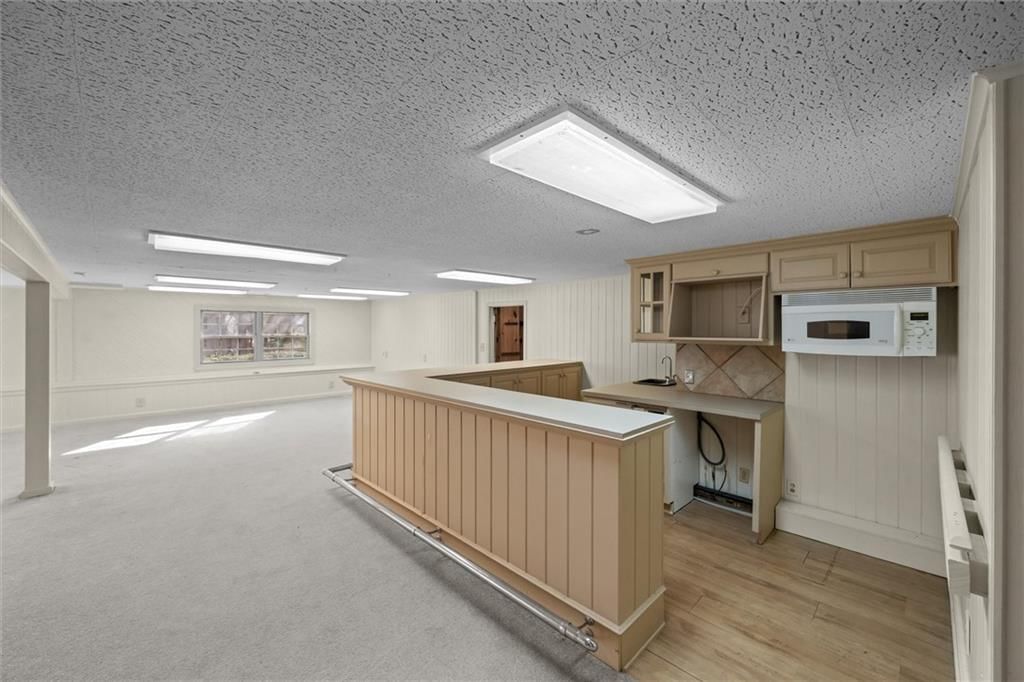 12908 W 84th Street — photo 32