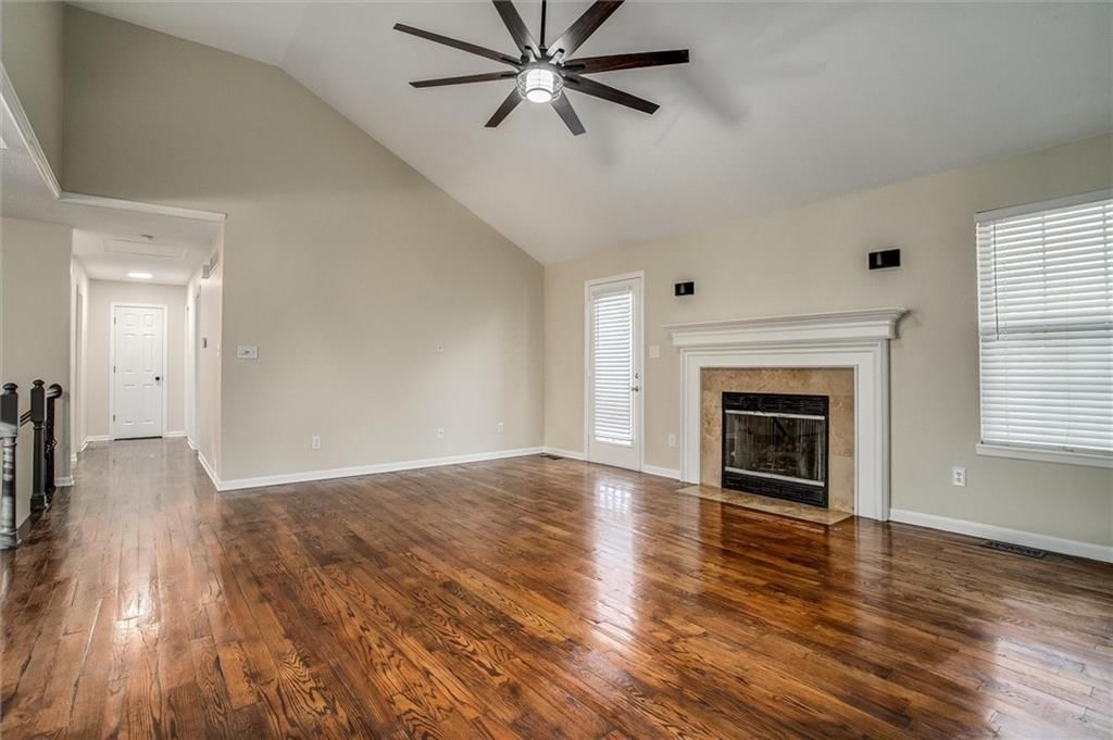 1816 SE 7th Street — photo 5