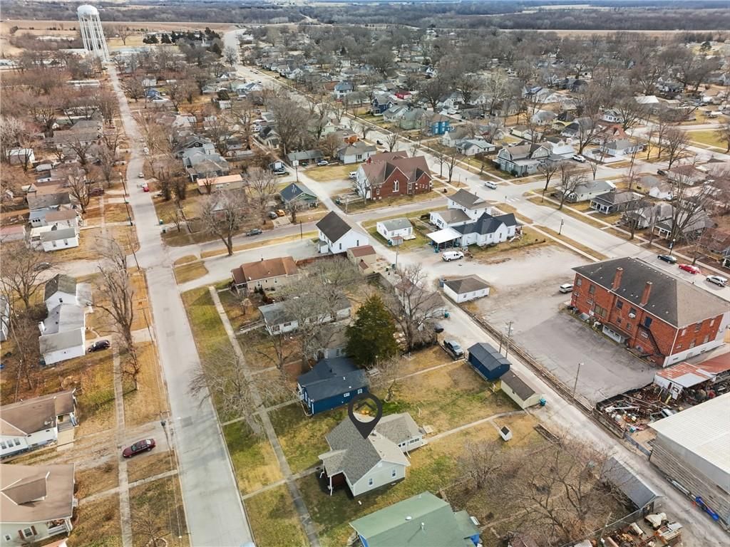 421 Parker Avenue — photo 3