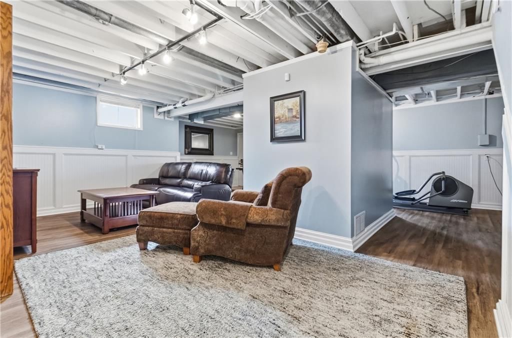 16248 W Briarwood Court — photo 28