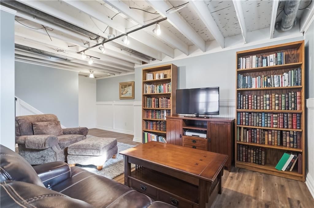 16248 W Briarwood Court — photo 29