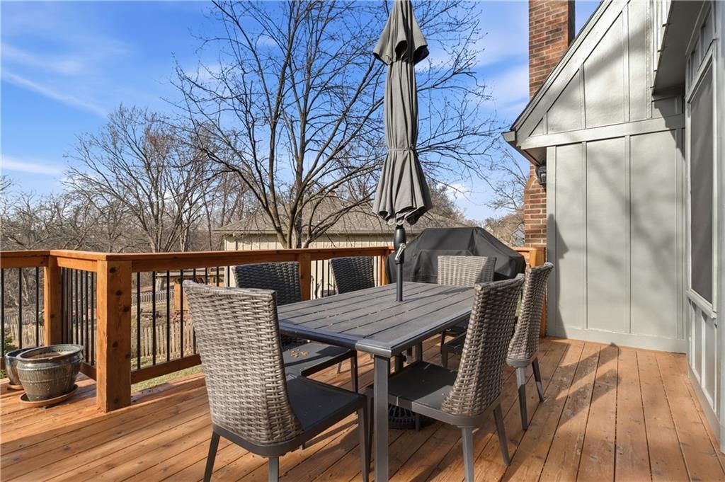 16248 W Briarwood Court — photo 31