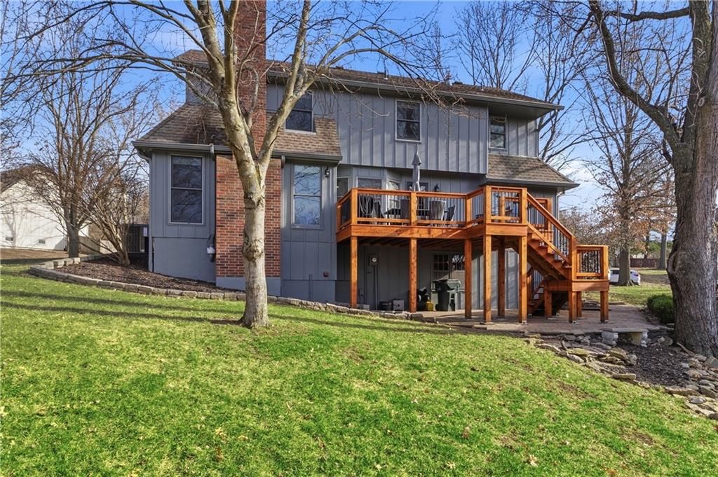 16248 W Briarwood Court — photo 32