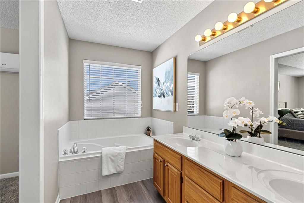 1230 Starbrooke Drive — photo 11