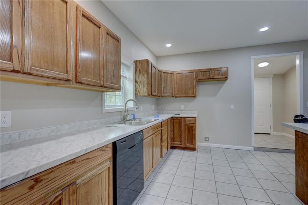 1302 N Grand Street — photo 9