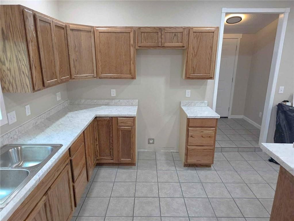 1302 N Grand Street — photo 10