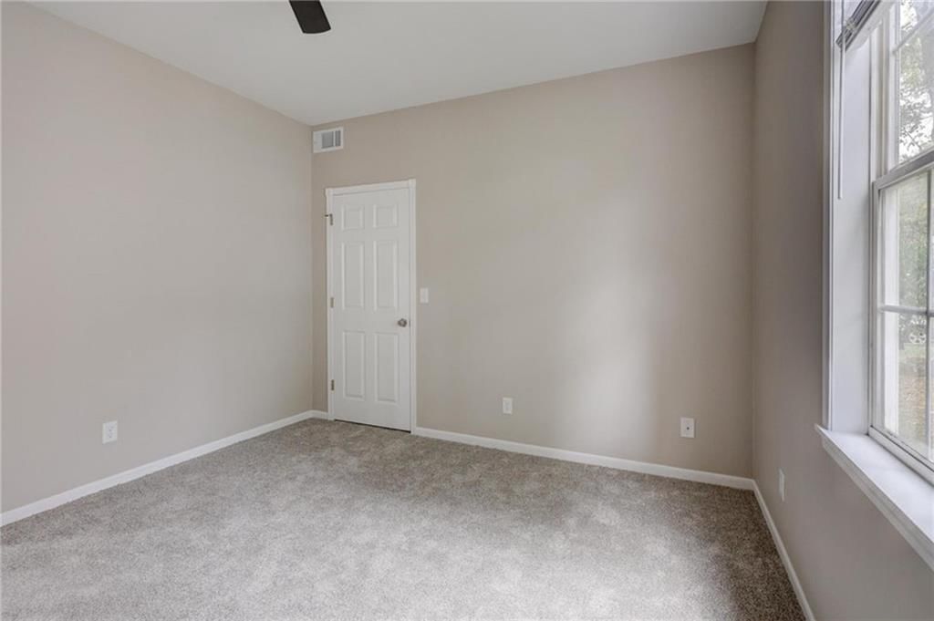 1302 N Grand Street — photo 14