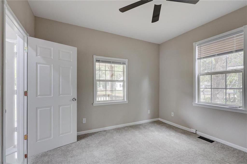 1302 N Grand Street — photo 17