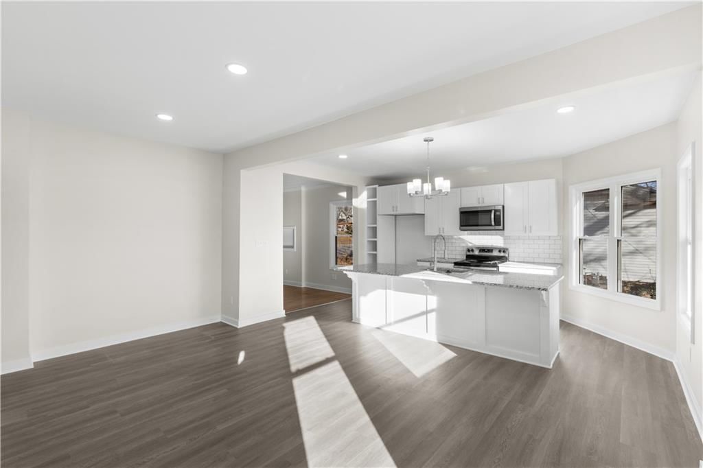 1815 N Franklin Street — photo 7