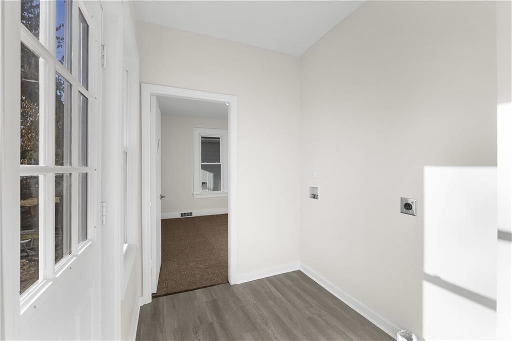 1815 N Franklin Street — photo 8