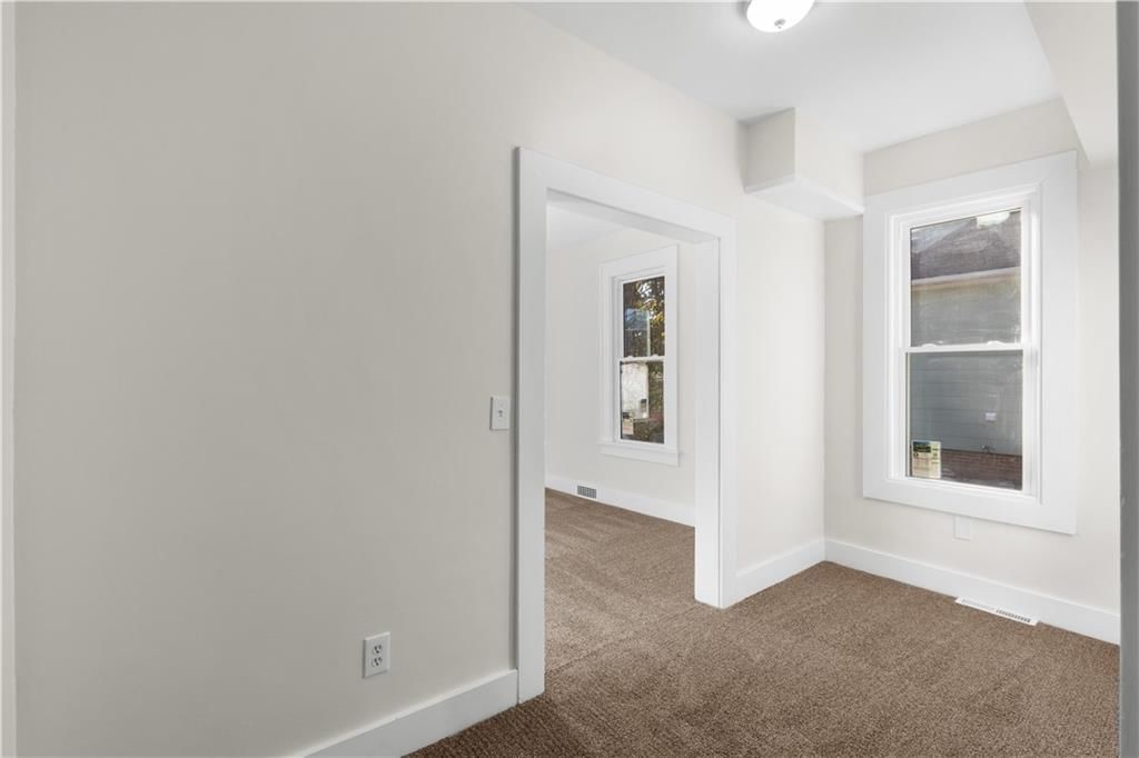 1815 N Franklin Street — photo 9