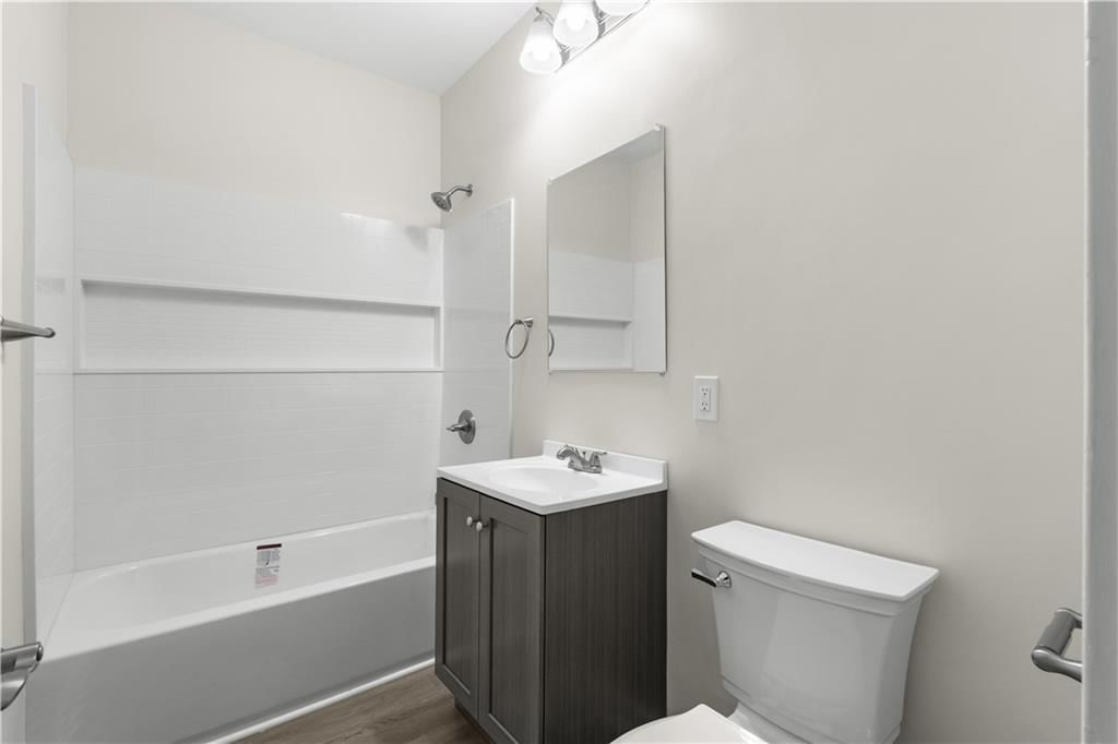 1815 N Franklin Street — photo 11