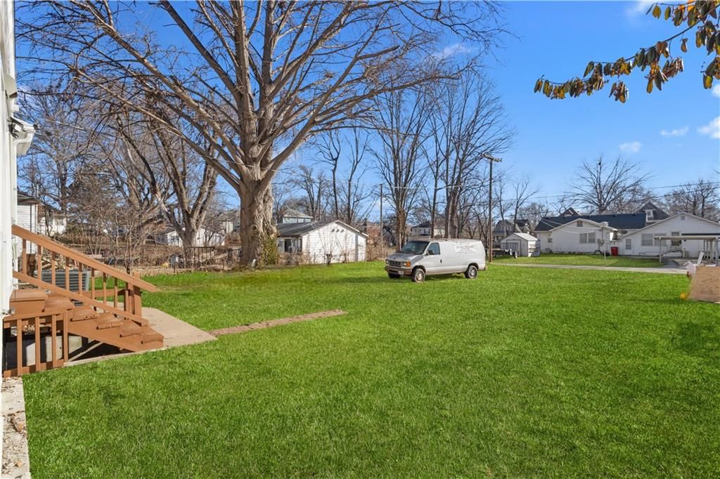 1815 N Franklin Street — photo 26