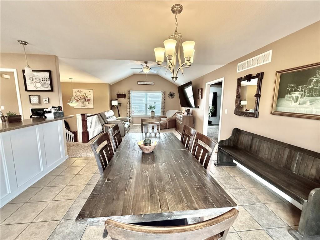 202 S CHARLES Street — photo 10