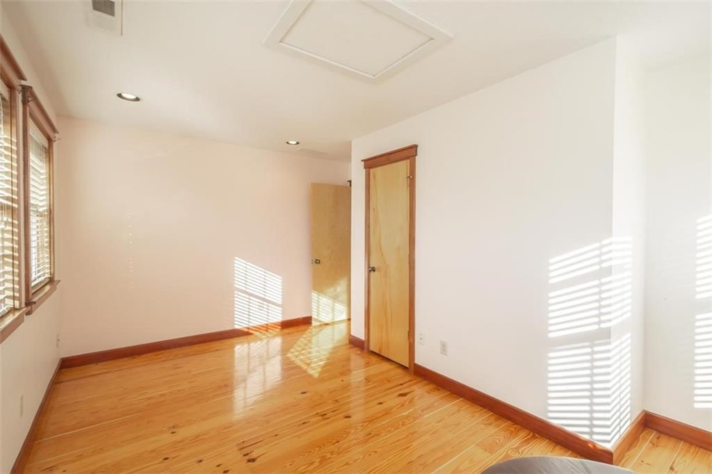605 Parkside Court — photo 31